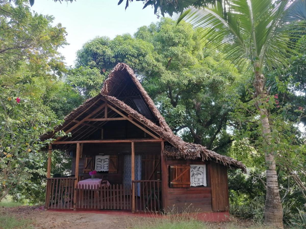 Les Chalets De Melinda Nosy Be Exterior photo